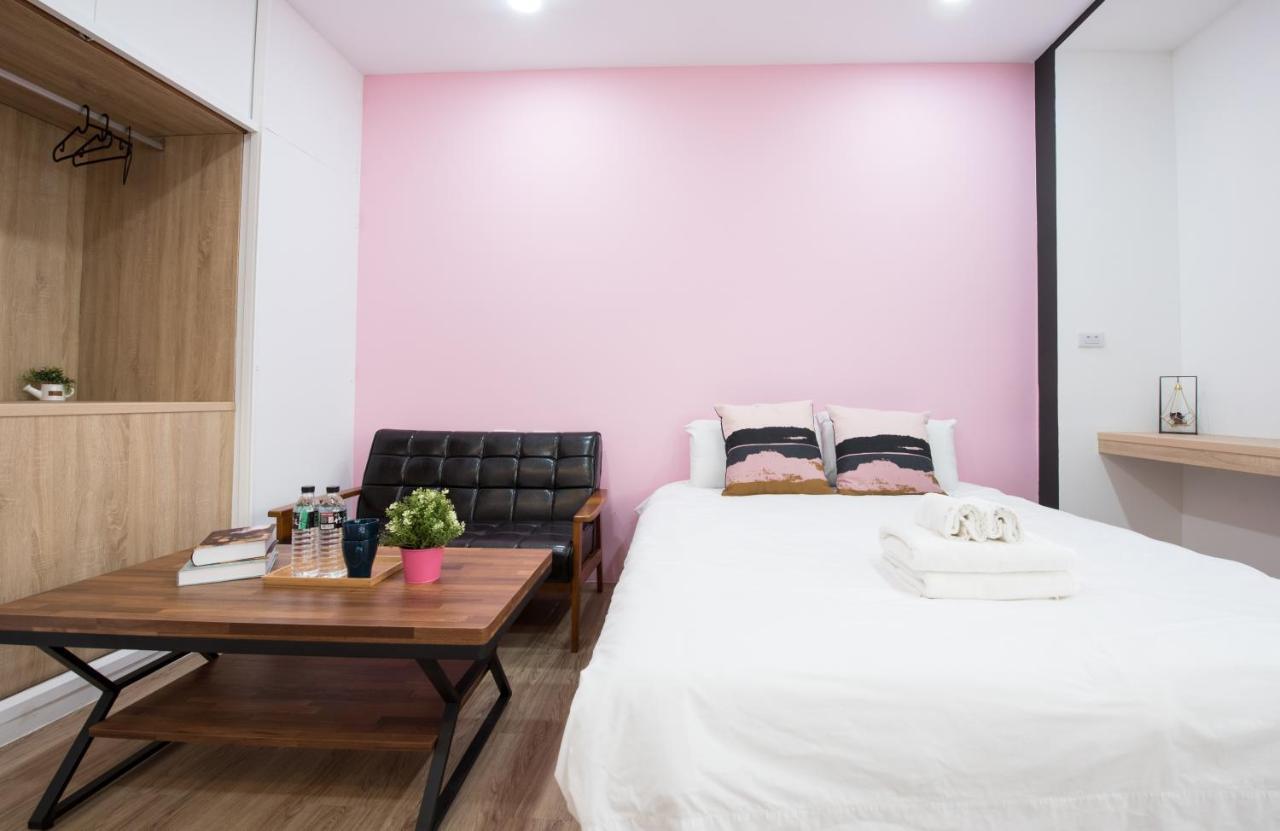 Bird Series B&B&Hostel複合式民宿#本國旅客須先匯款 Tainan Bagian luar foto
