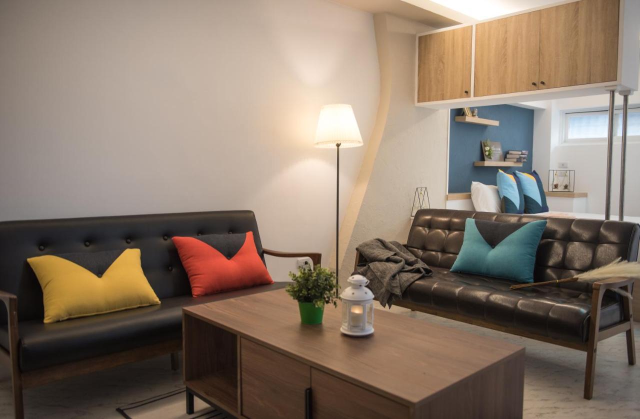 Bird Series B&B&Hostel複合式民宿#本國旅客須先匯款 Tainan Bagian luar foto